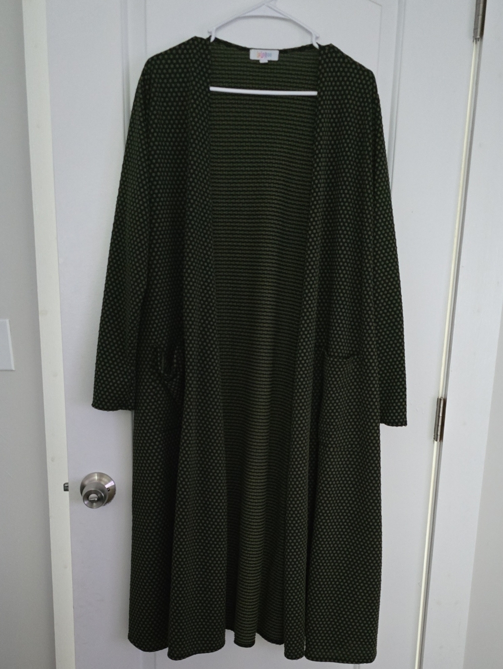 Long Light Weight Cardigan With Pockets
